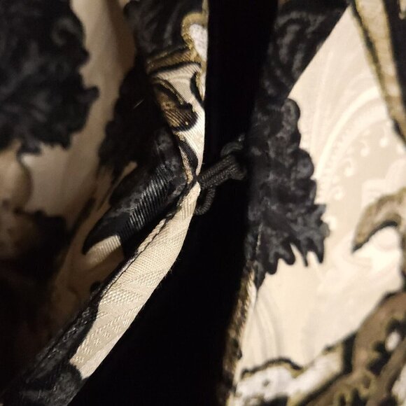 Chico's Silk Blend Tan Black Paisley Sequin Floral Blazer Medium - Picture 5 of 7